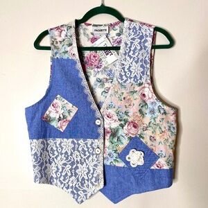 VINTAGE PAQUETTE Chambray Lace Floral Patchwork Coquette Vest